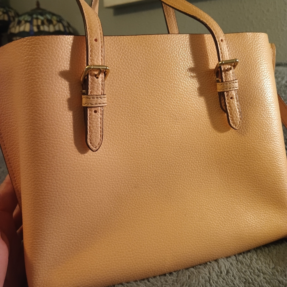 Coach Mollie 25 Tote Bag in Peach/Light Pink - Picture 4 of 11